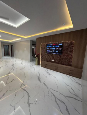 Luxurious 4BHK Apartment at Golden heights colonyS